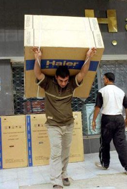 戰(zhàn)后重建家園，伊拉克人為何把海爾洗衣機(jī)搬回家？